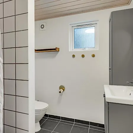 12 Bedroom Beautiful In * Blåvand